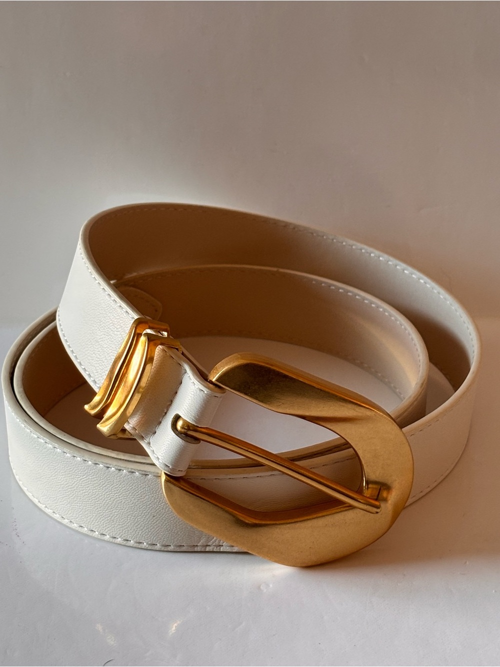 H&M Belt with a metal buckle Natural White